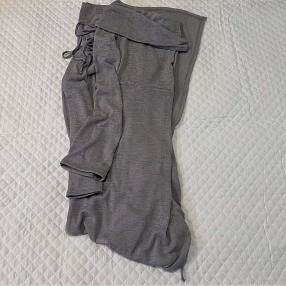 PrettyLittleThing Light Gray Cowl Neck Dress women's Size 12 - Picture 15 of 15